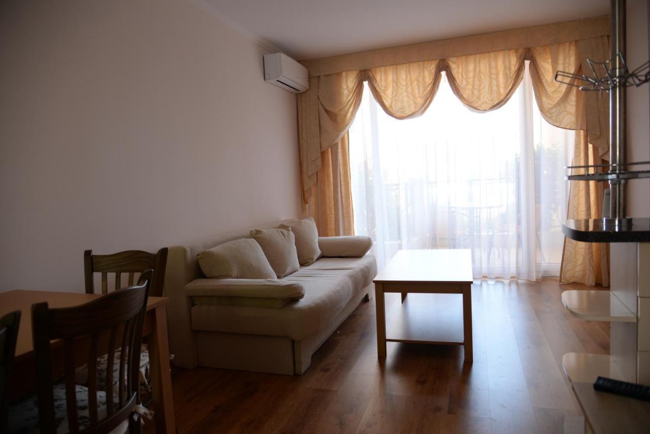 Family Lux Apartment Sveti Vlas Exterior photo